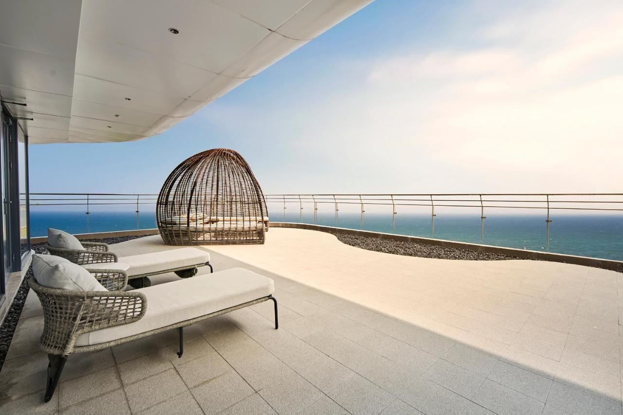 Qinhuangdao Marriott Resort Exterior photo